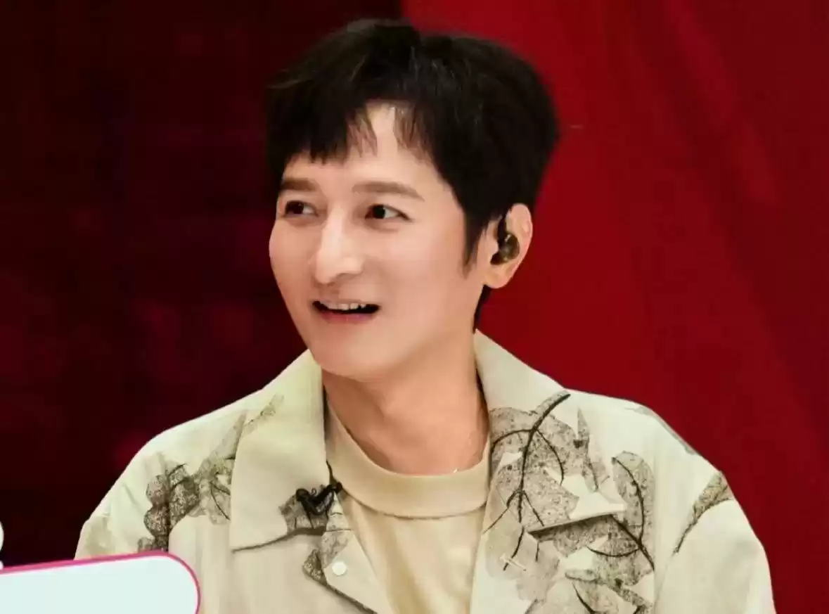 李维嘉代言风波后逆袭！四年蛰伏终回归湖南卫视，引爆热搜！