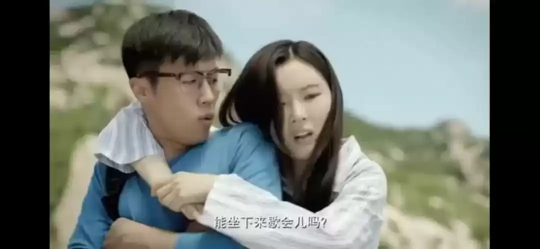 从广告男孩到影坛野马：周游的逆袭传奇