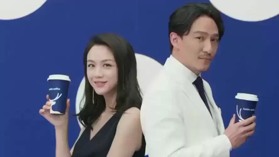 电梯广告造富神话：瑞幸、妙可蓝多、元气森林的逆袭密码